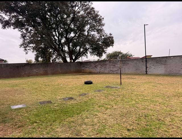 3 BEDROOM HOUSE FOR SALE IN WATERVAL EAST
